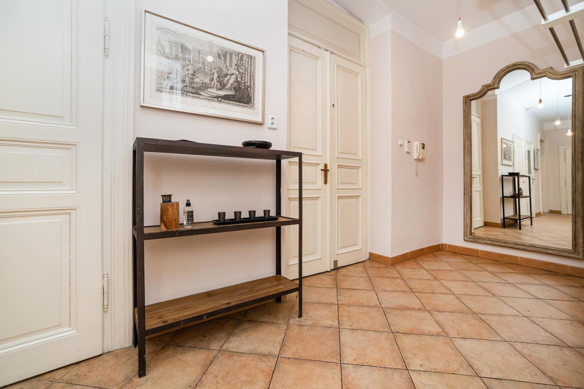 Appartement Large And Modern In The Heart Of Praag