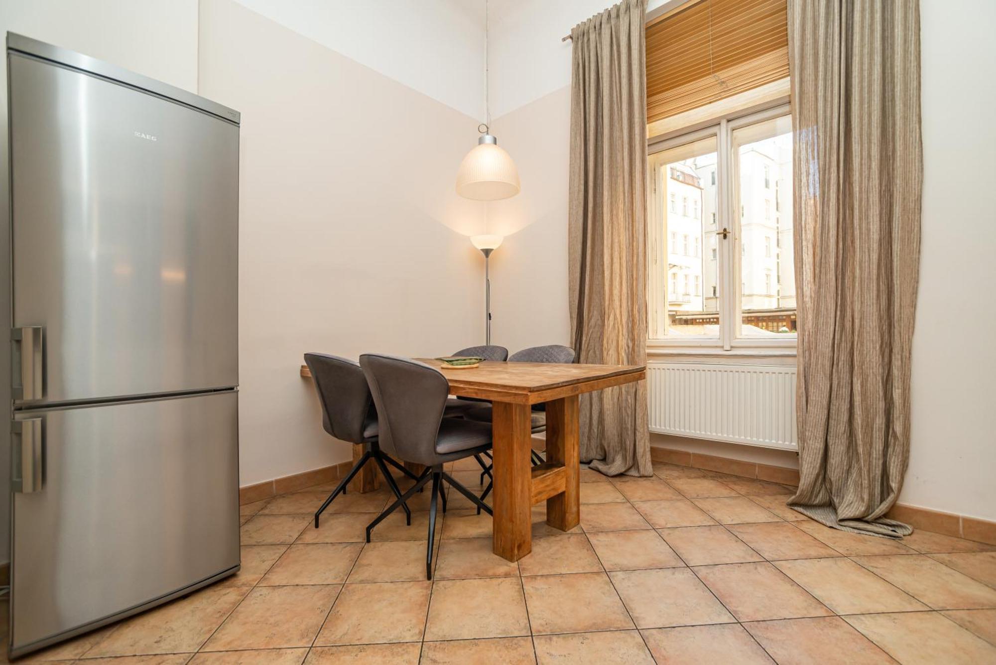 Large And Modern In The Heart Of Appartement Praag