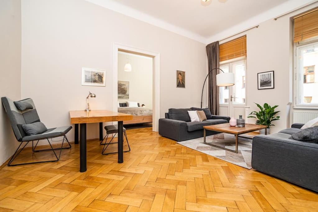 Appartement Large And Modern In The Heart Of *