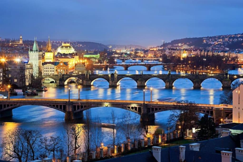 Large And Modern In The Heart Of Appartement Praag