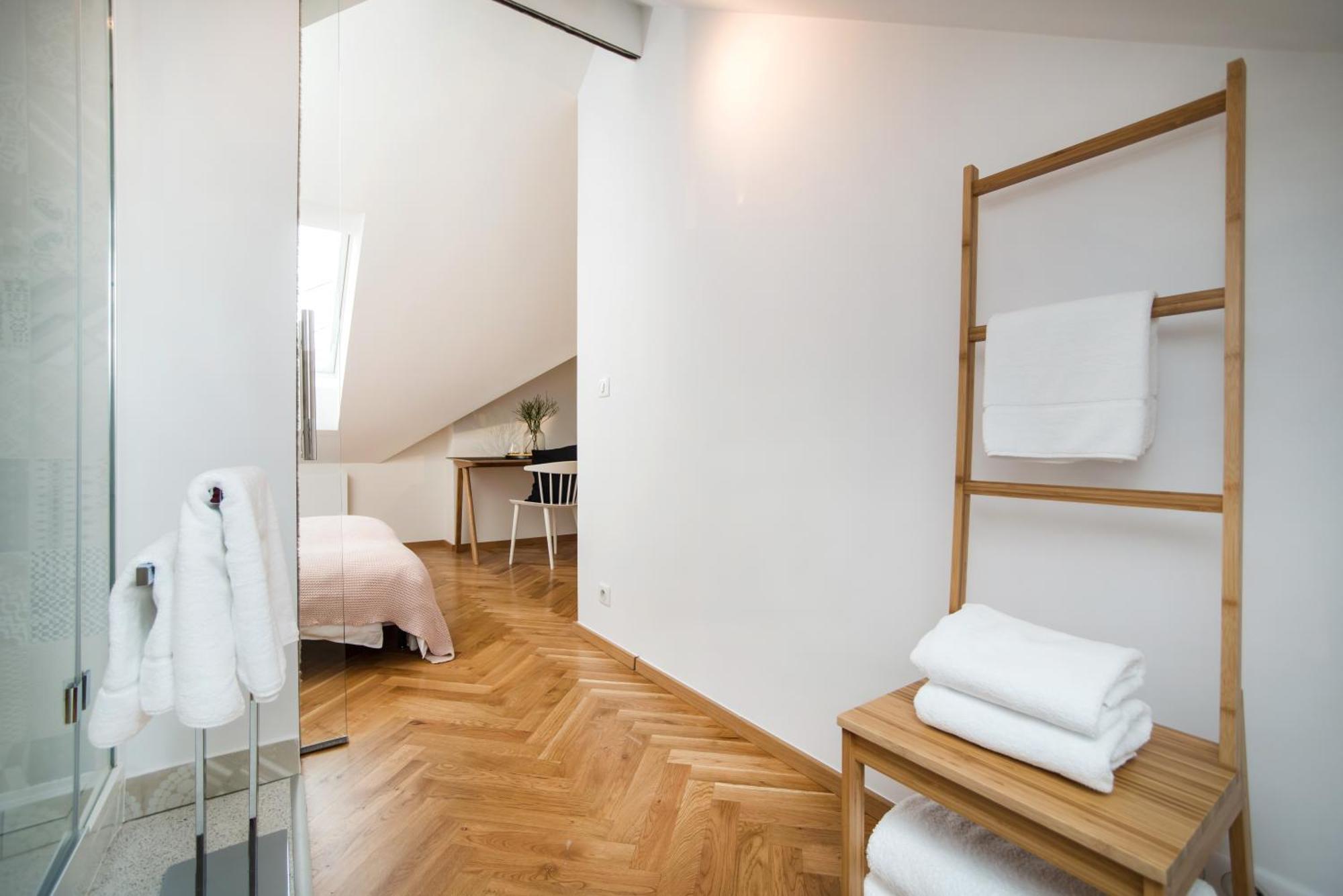 Large And Modern In The Heart Of Appartement