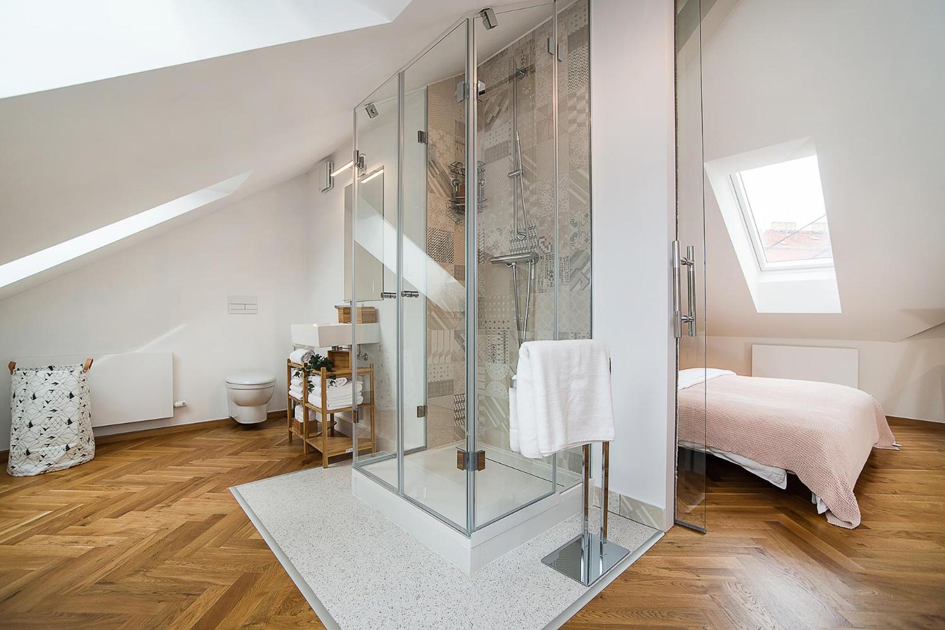 Large And Modern In The Heart Of * Praag