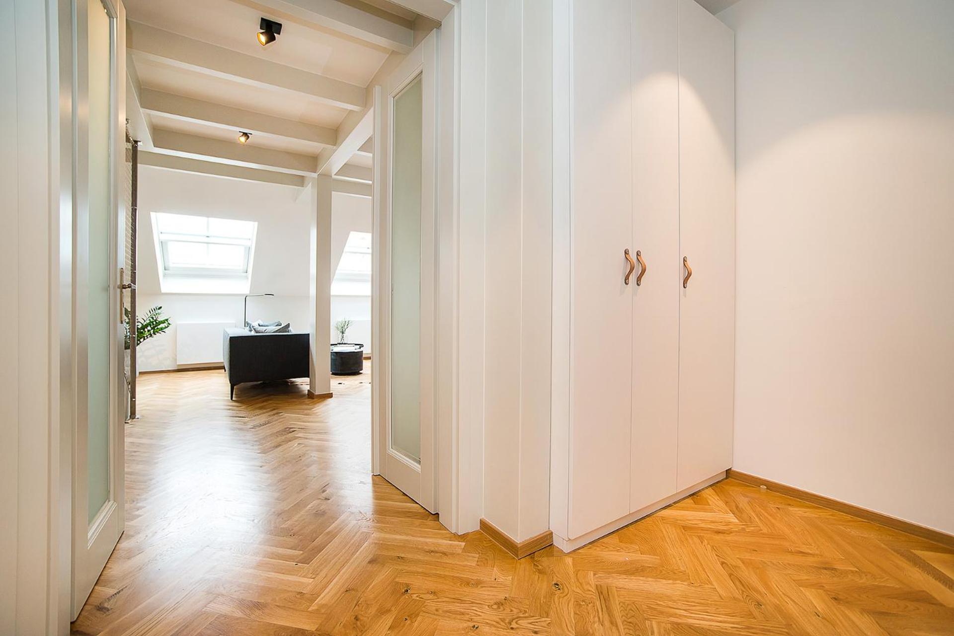 Large And Modern In The Heart Of Appartement
